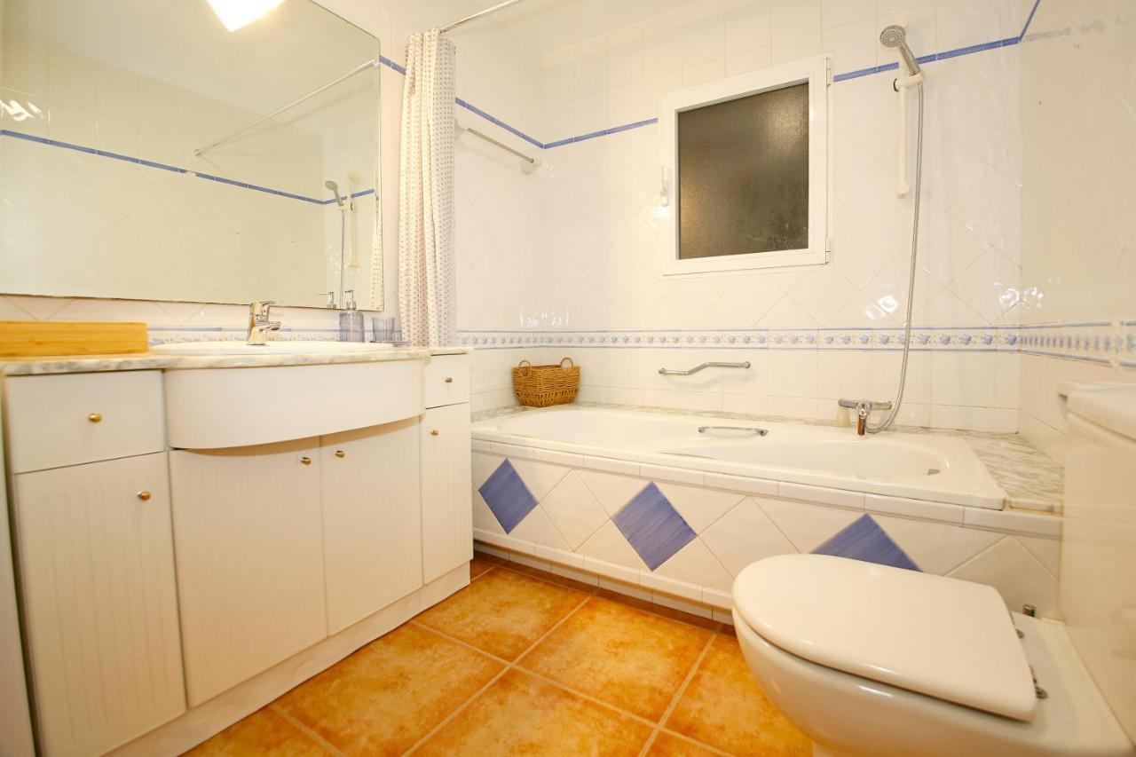 Sunny Apartment In Altea Near The Beach Buitenkant foto